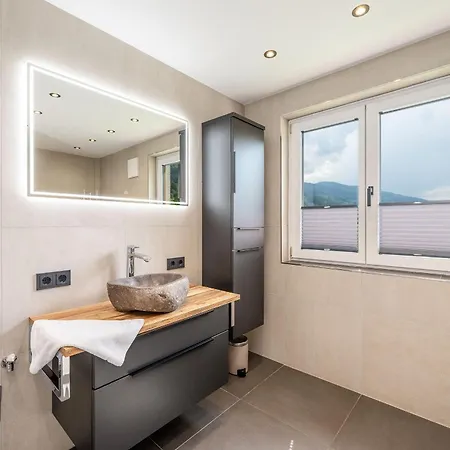 דירה Alpine Living 154 - By Mynests פרוגרן
